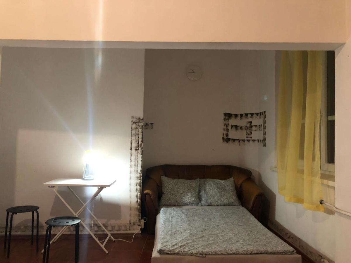 Pokoj 12E Διαμέρισμα Krasków Εξωτερικό φωτογραφία