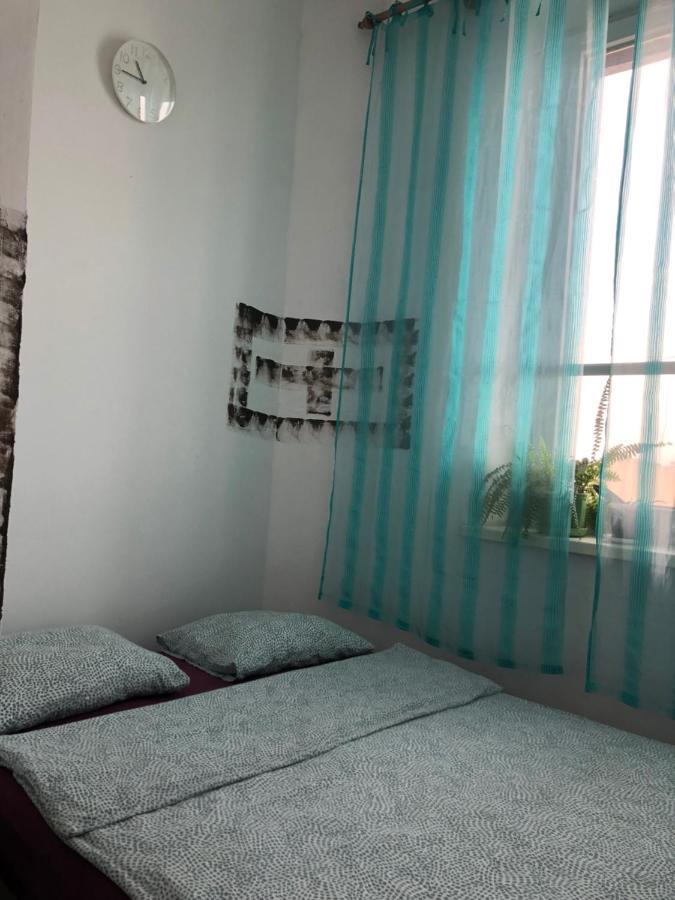 Pokoj 12E Διαμέρισμα Krasków Εξωτερικό φωτογραφία